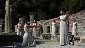 Encendido de la antorcha en el Templo de Zeus